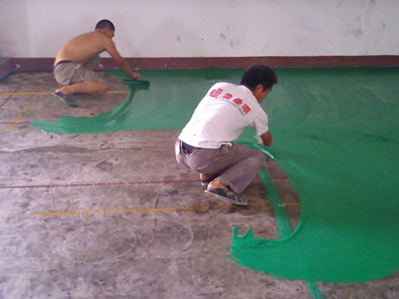 在黑龙江金阳地坪工程施工中,耐磨地坪是提升地面耐用性和美观度的重要手段。今天,我们将通过故事化的叙述方式,详细解析耐磨地坪的施工方案及流程。